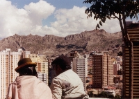 La Paz Love Birds
