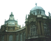 Statue Building